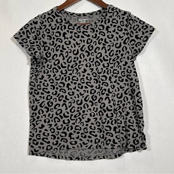 2 for$15 Old Navy Gray Leopard Print Kid’s Top - Picture 1 of 9